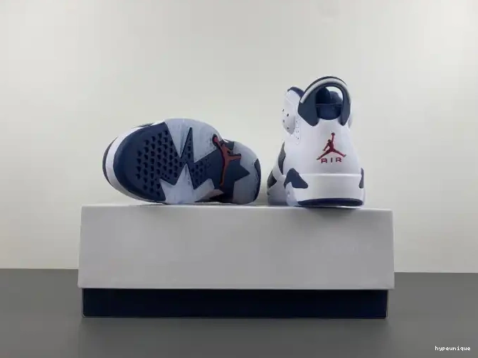 HYPE Jordan Olympic CT8529-164 Air 6 0426